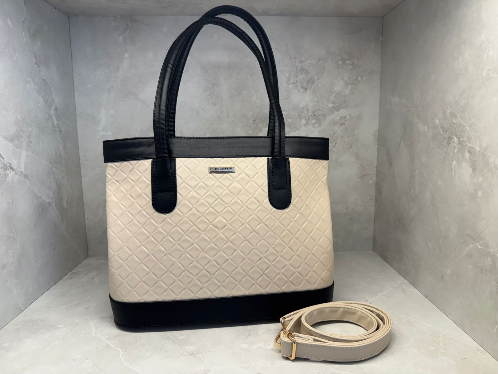 Tote Clásico Marfil/Negro