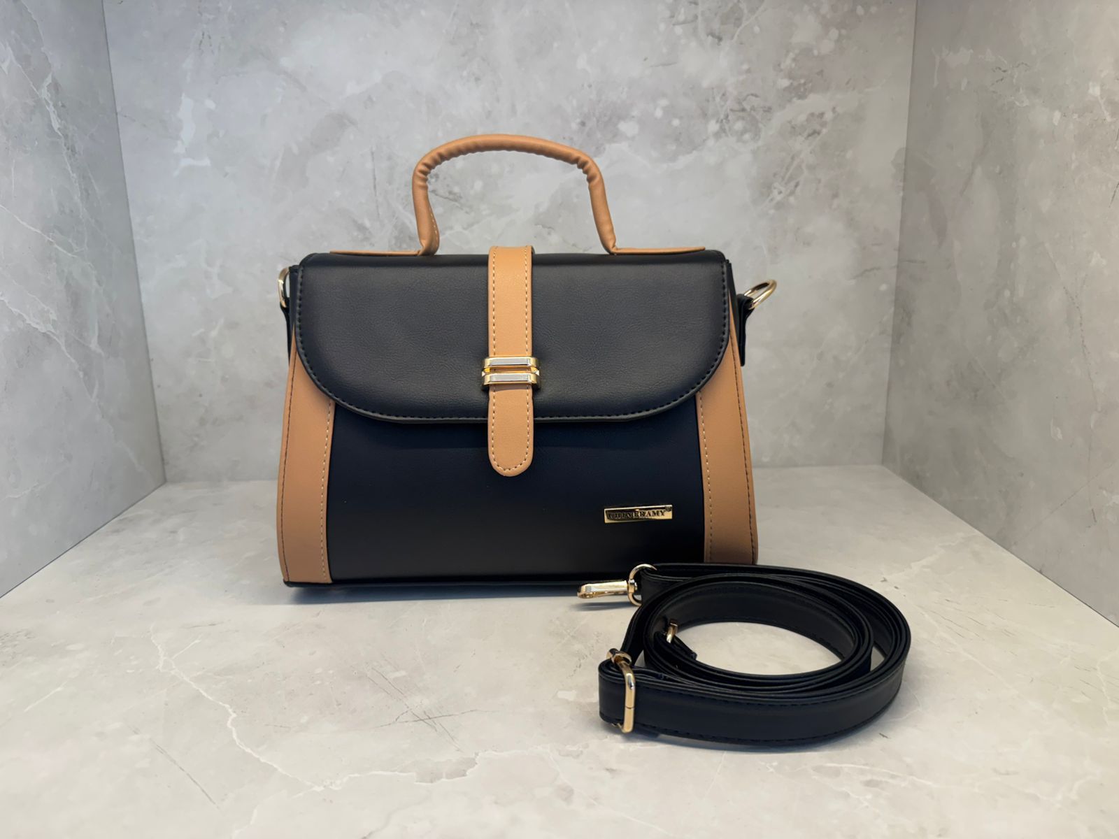 Bolso Satchel Mediano Negro-Café